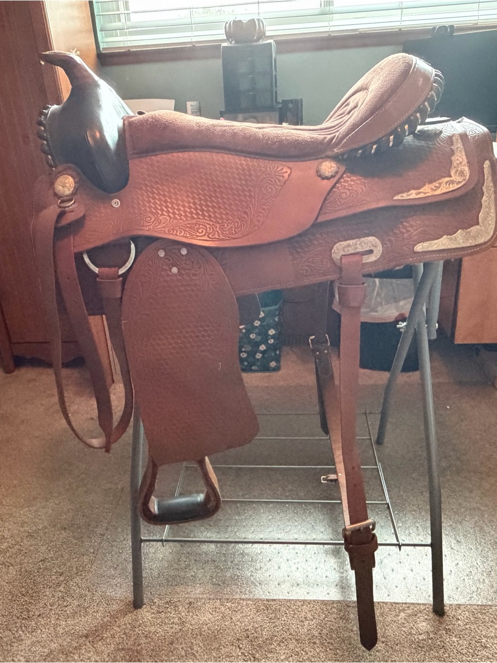 20in Eagles Original Western Saddle